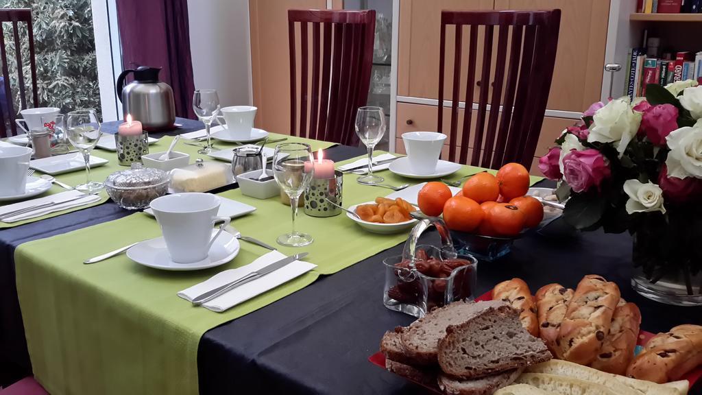 Les Deux Chenes Bed and Breakfast La Chapelle-Sur-Erdre Exterior foto